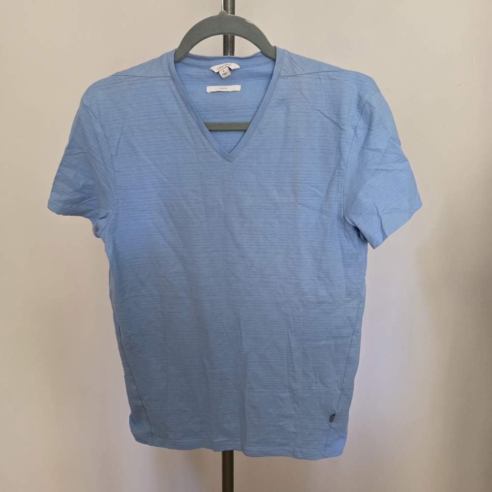 Calvin Klein Baby Blue V-Neck Logo Short Sleeve T-Shirt Size Small